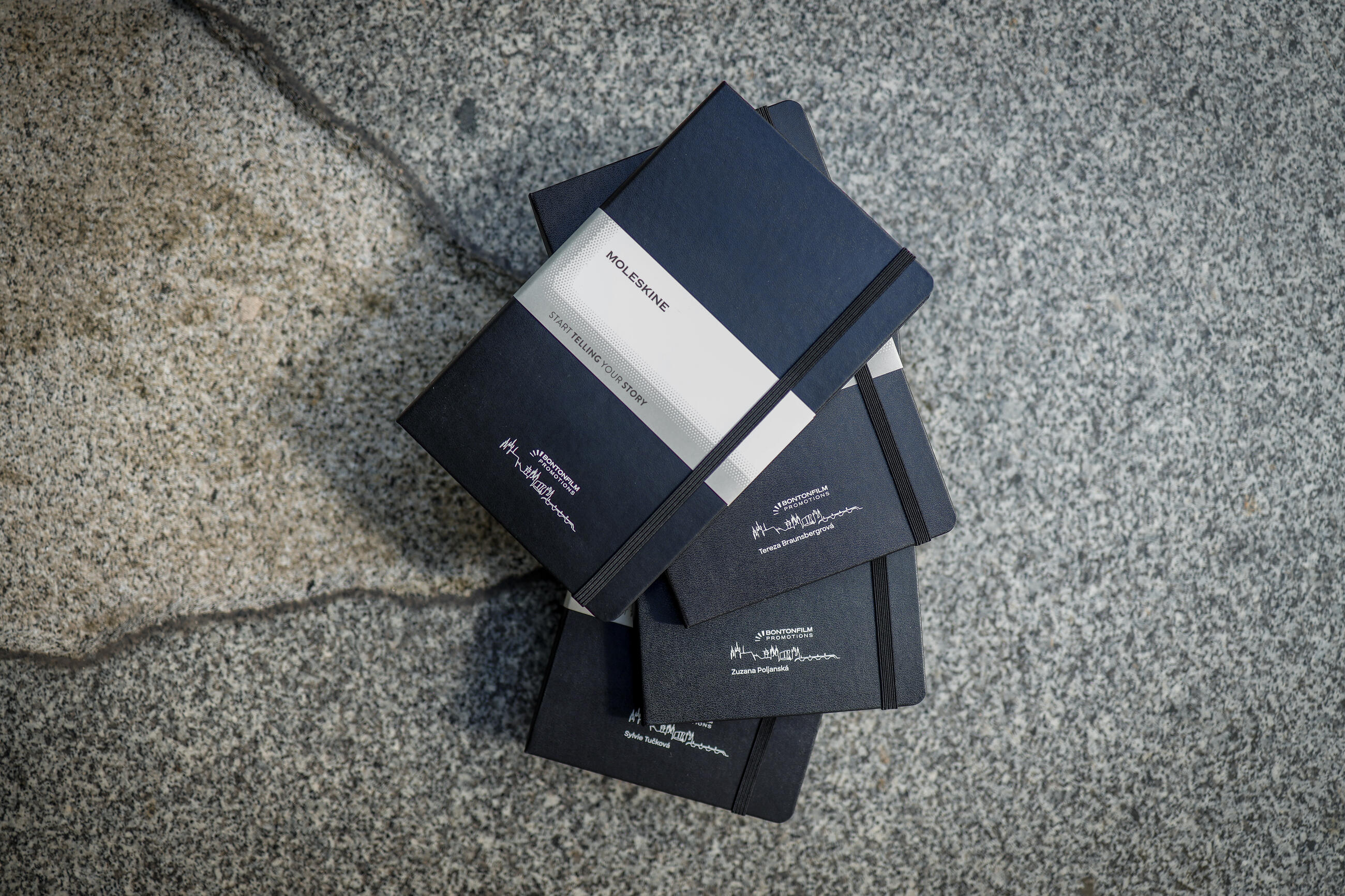 Moleskine s logem a jménem pro klienty