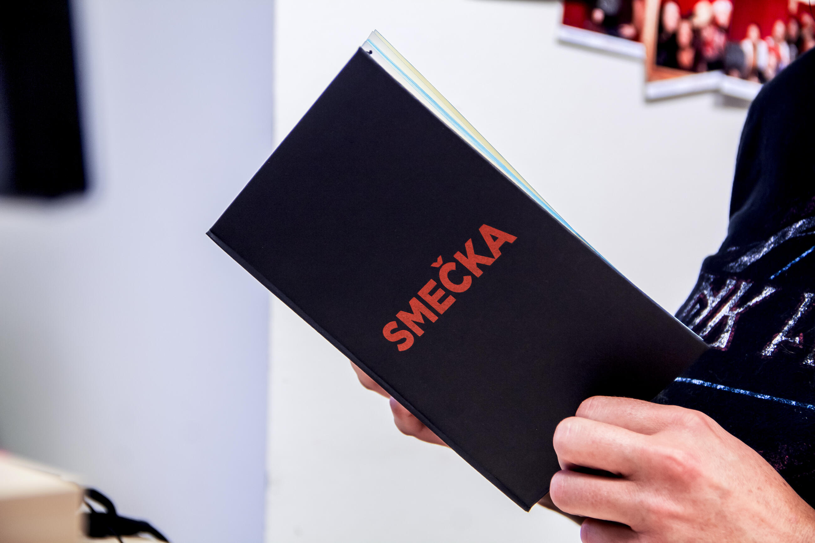 Teen merch pro film Smečka