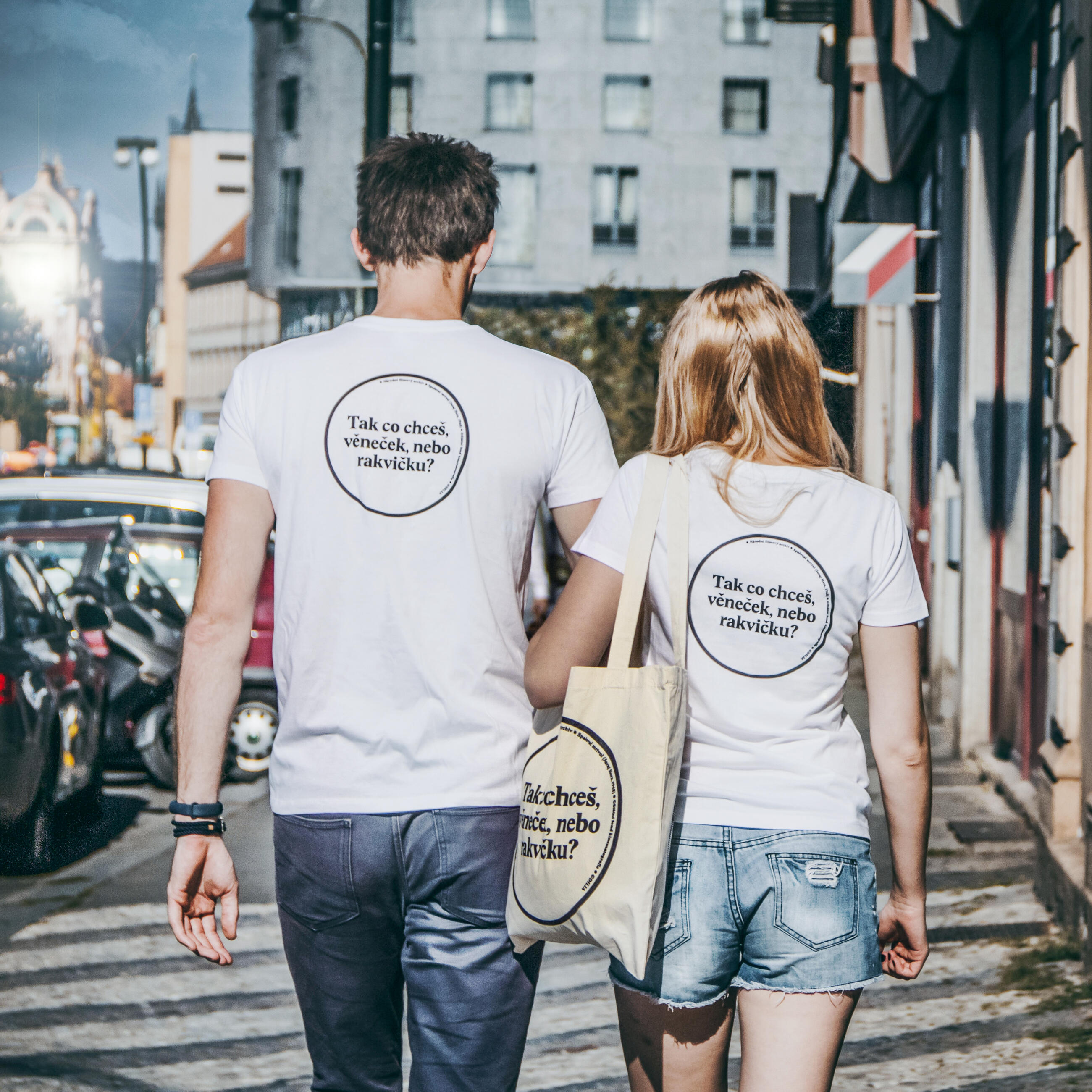 Merch k filmu Spalovač mrtvol