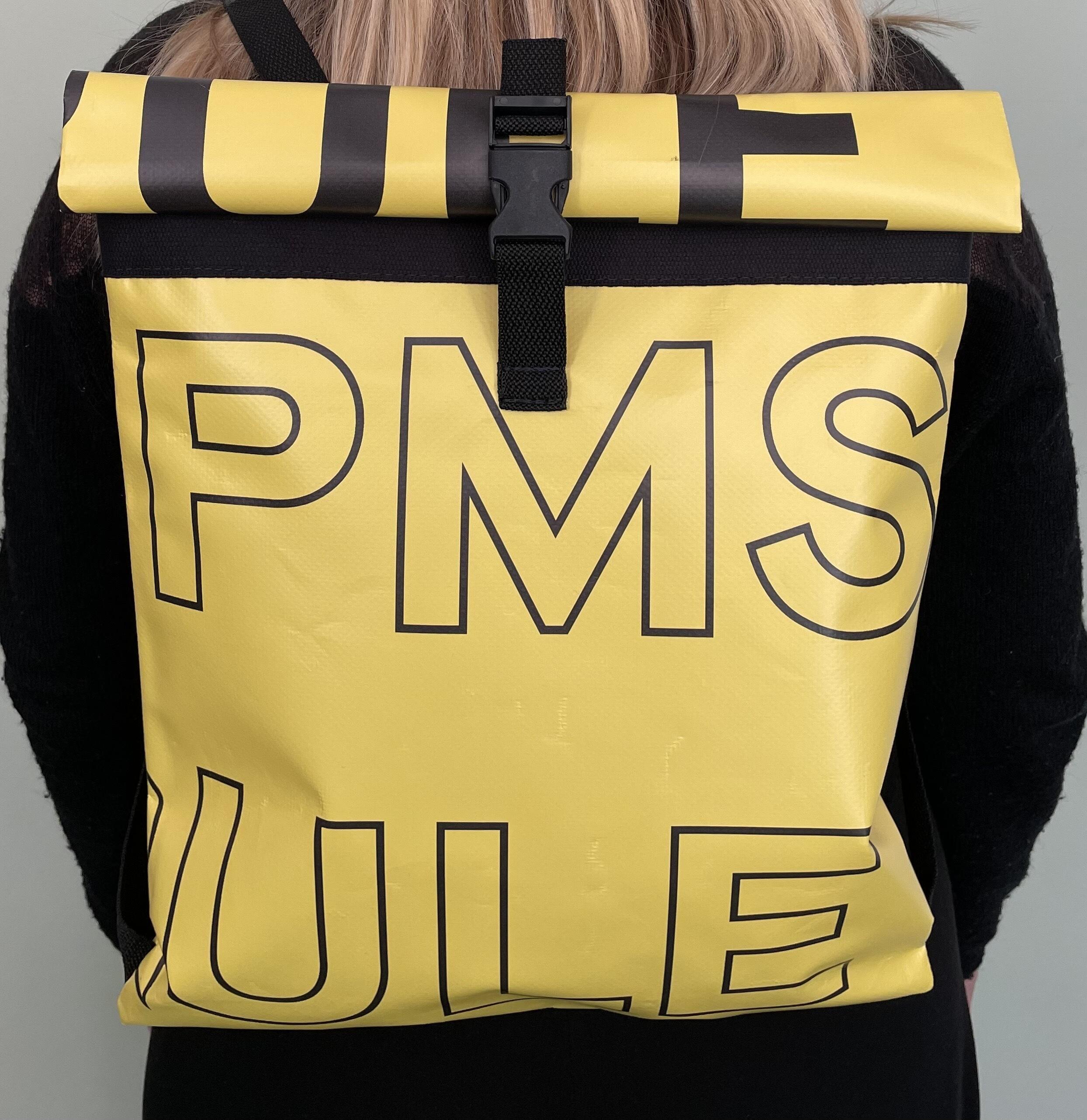 Upcykling batoh z banerů