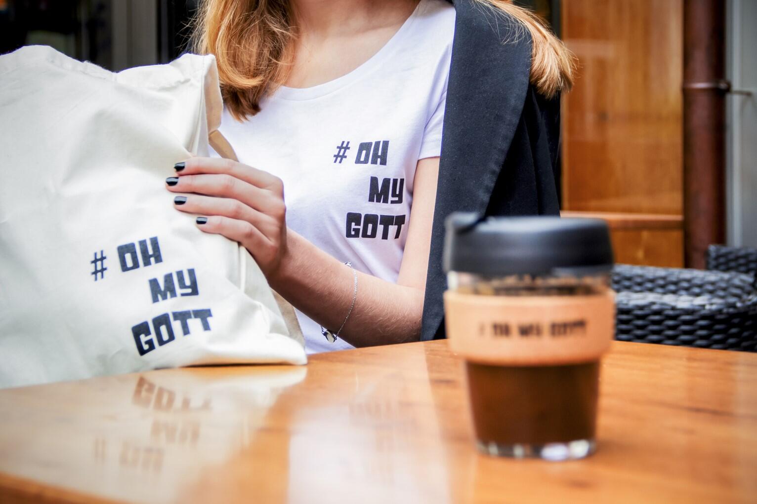 Merch k očekávanému dokumentu KAREL