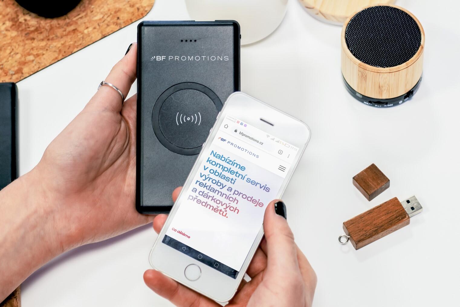 Bezdrátová nabíječka