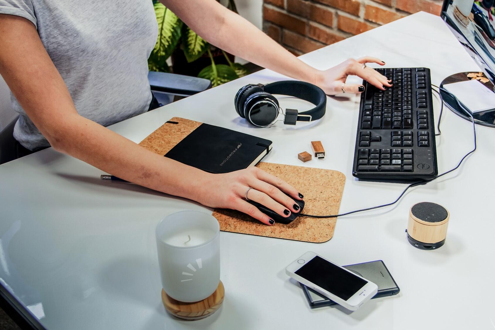 Reklamní předměty pro efektivní práci z domova