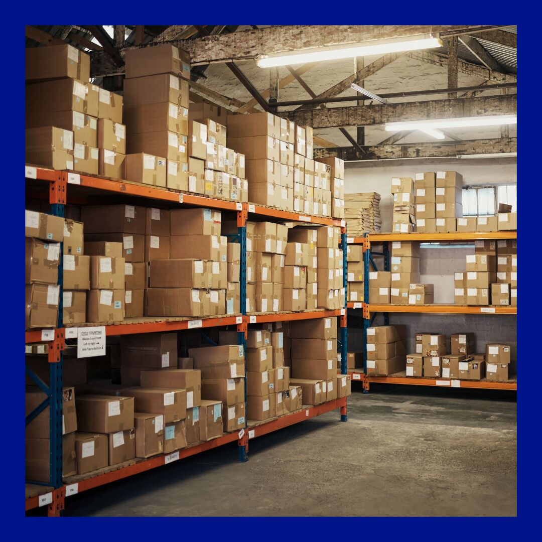 KOMPLETACE, SKLADOVÁNÍ A LOGISTIKA