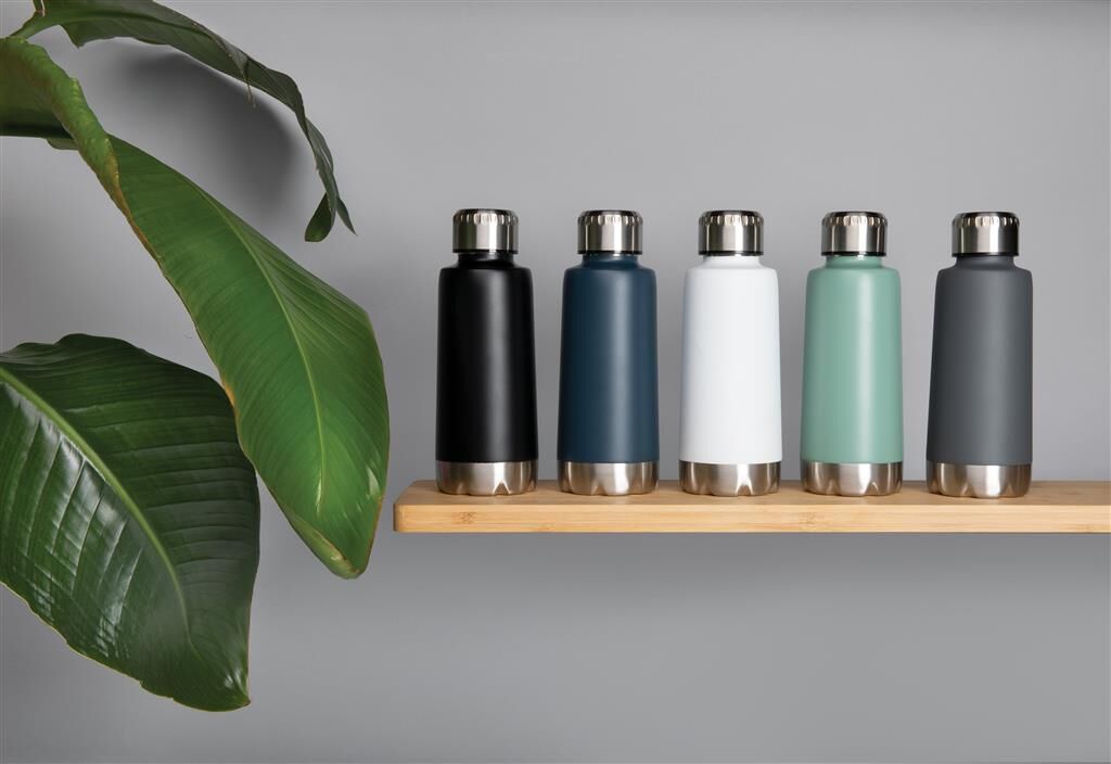 Nerezová lahev na pití
