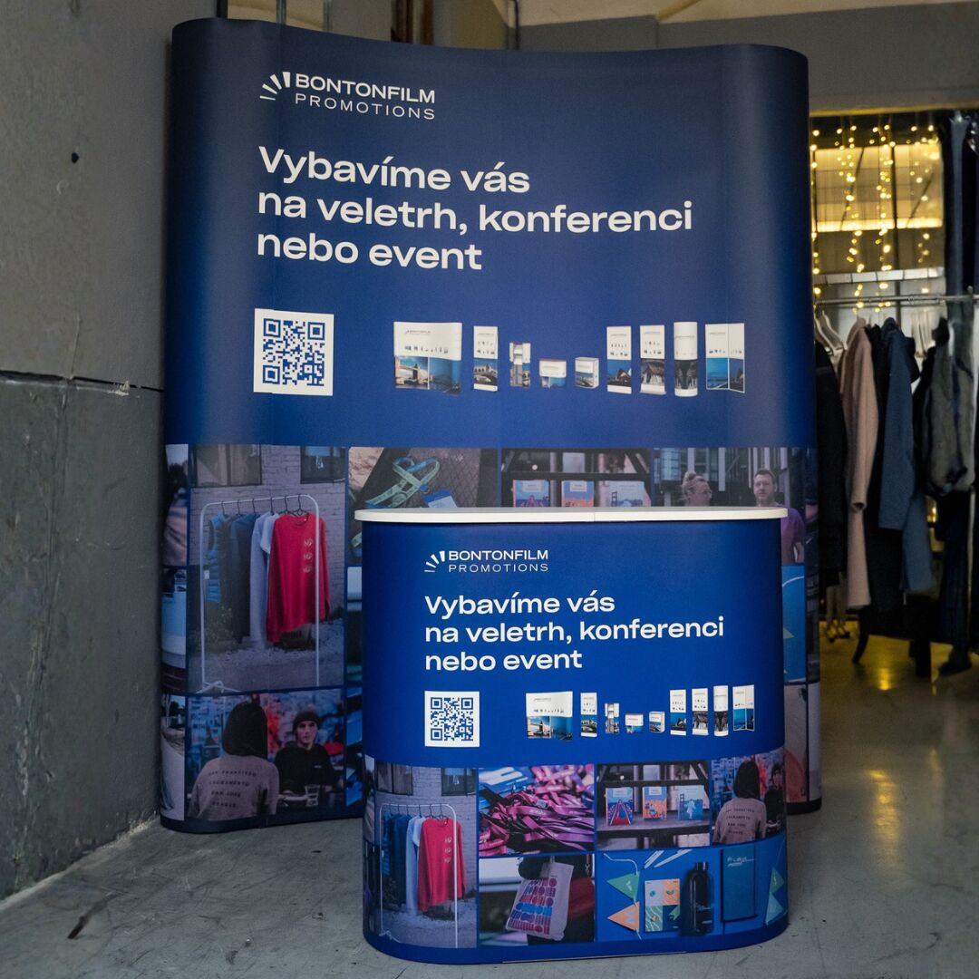 Bannery, roll-upy a stánek