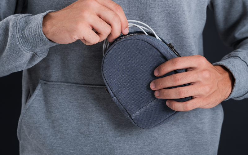 Cestovní pouzdro na kabely