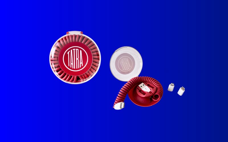 Kabely ve vlastní barvě