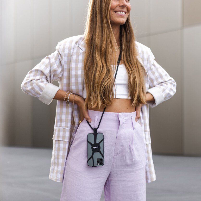 Deka s koženými popruhy