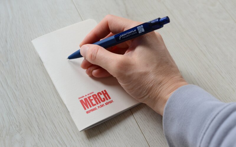 Kvalitní zápisník a propiska