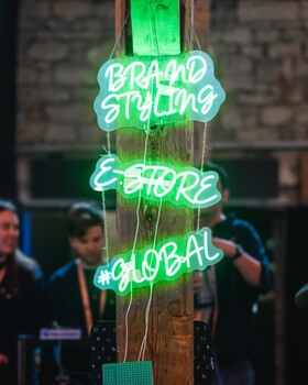 Nabízíme 360° servis pro vaše reklamní předměty a merch